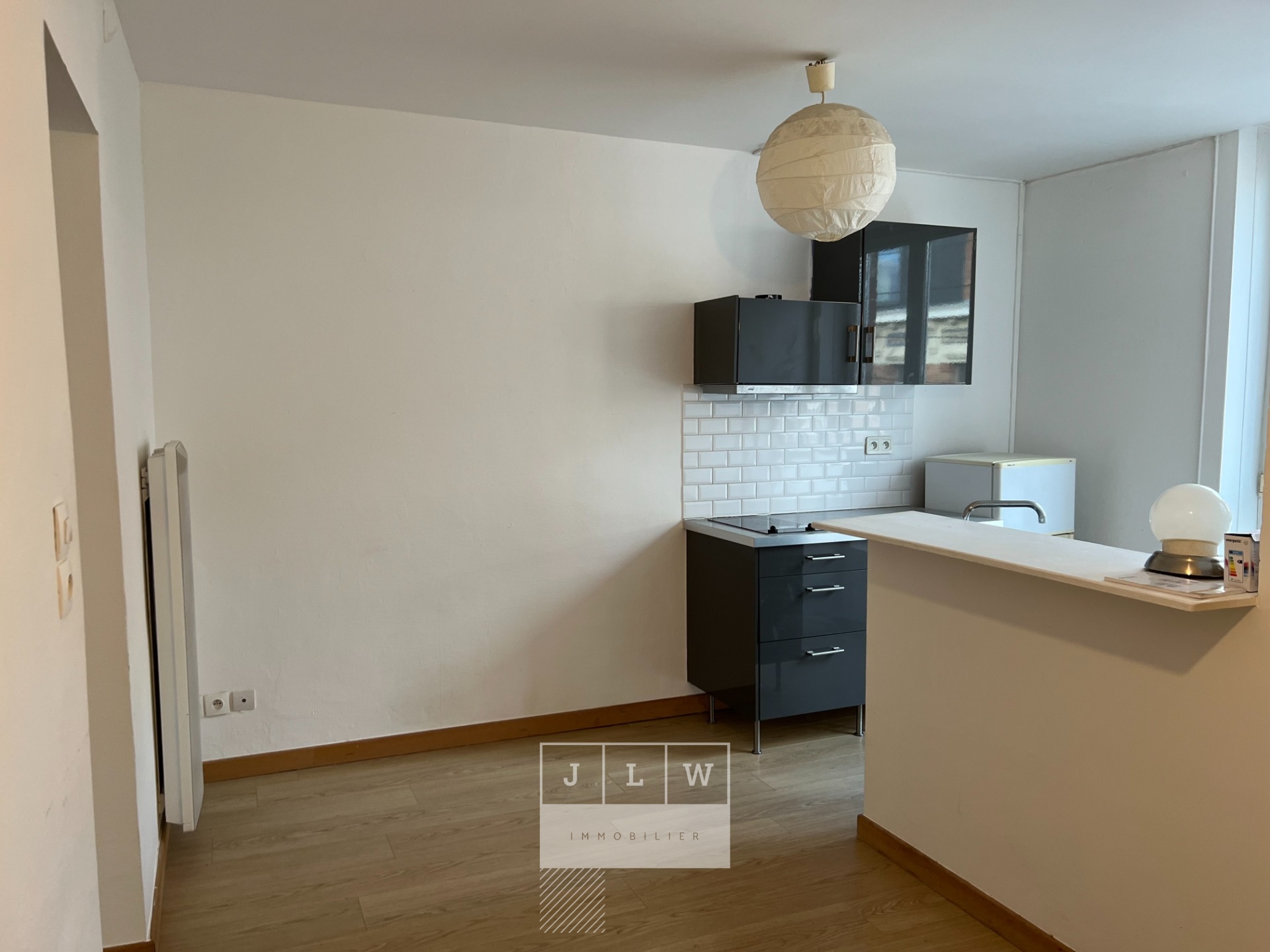 Rkd jm63 lambersart type 2 meuble de 30m Photo 1 - JLW Immobilier Rkd jm63 lambersart type 2 meuble de 30m Photo 1 - JLW Immobilier