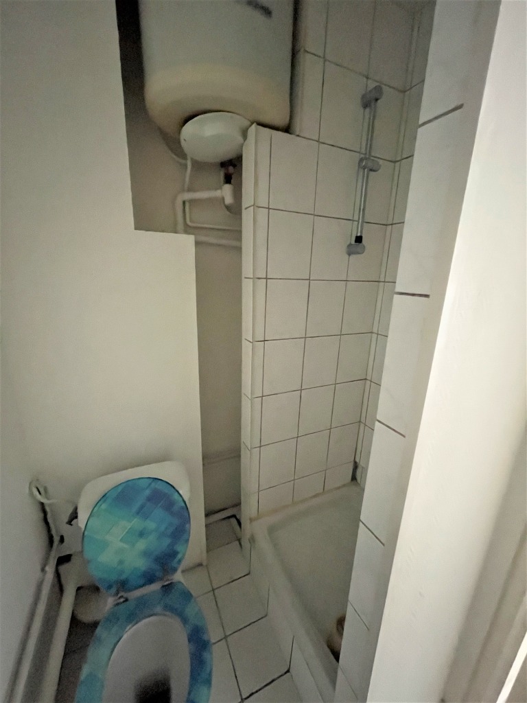Tow ll152 stop pub t1 non meuble de 1508m Photo 3 - JLW Immobilier Tow ll152 stop pub t1 non meuble de 1508m Photo 3 - JLW Immobilier