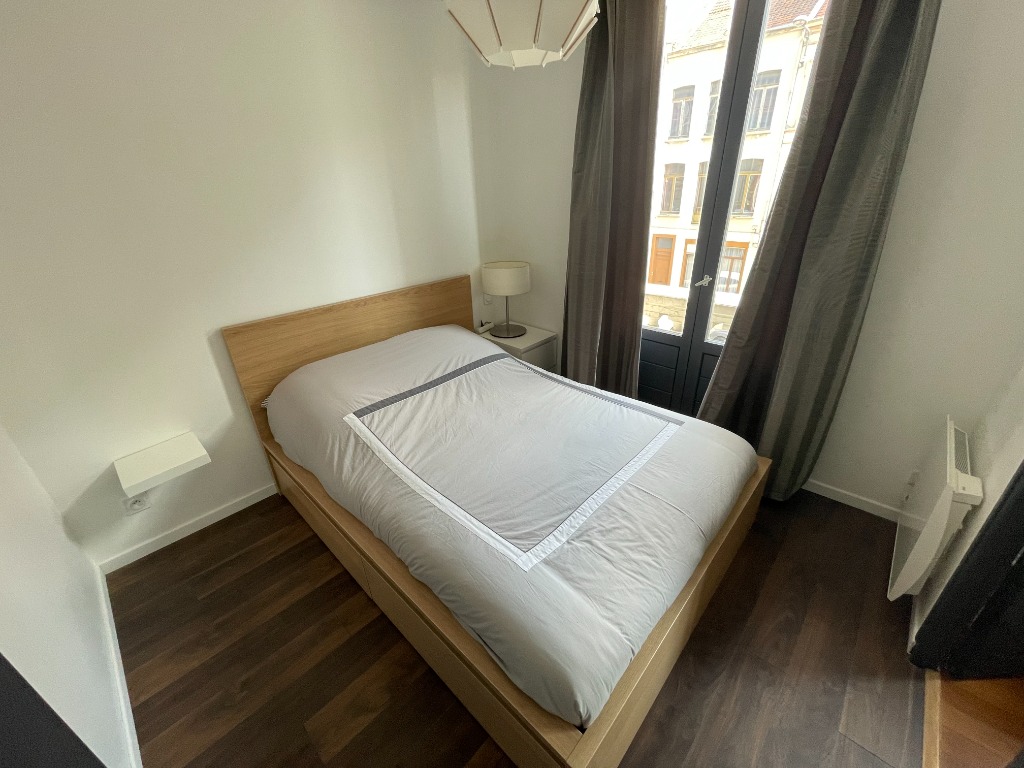 Voc ll152 rue solferino t2 meuble avec parking et balcon Photo 5 - JLW Immobilier Voc ll152 rue solferino t2 meuble avec parking et balcon Photo 5 - JLW Immobilier