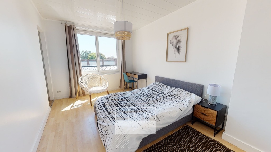 Vpd sr123   lille t5 meuble rue abelard 93 m2 Photo 4 - JLW Immobilier