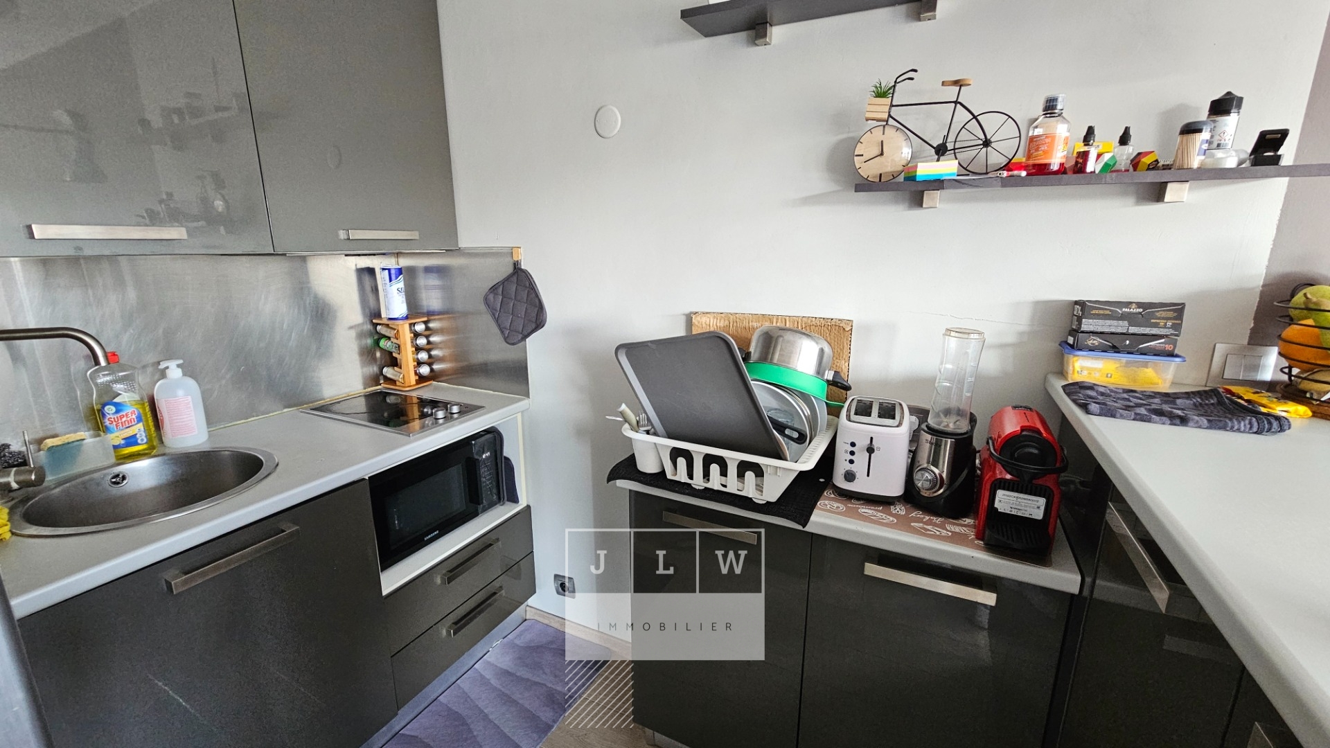 Vpe ll152 t1 non meuble 318m secteur republique Photo 3 - JLW Immobilier Vpe ll152 t1 non meuble 318m secteur republique Photo 3 - JLW Immobilier