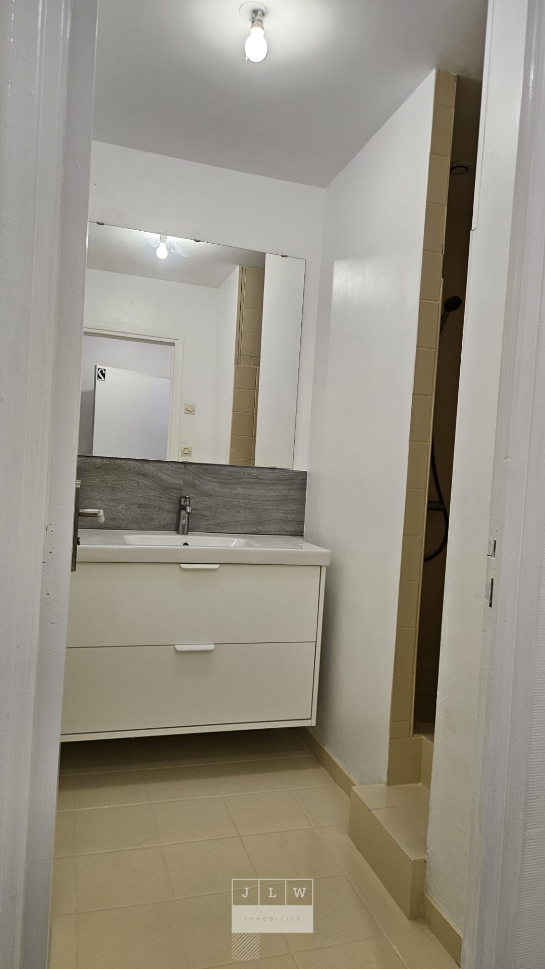 Xre jm63 appartement t3 renove armentieres centre Photo 7 - JLW Immobilier
