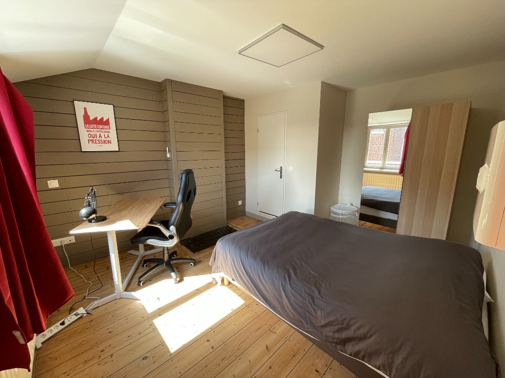 Yxk ll152 lille cormontaigne chambre meublee cour Photo 12 - JLW Immobilier Yxk ll152 lille cormontaigne chambre meublee cour Photo 12 - JLW Immobilier