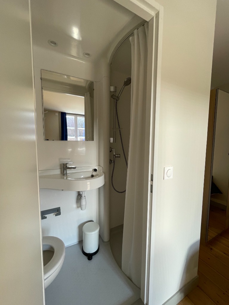 Yxk ll152 lille cormontaigne chambre meublee cour Photo 17 - JLW Immobilier Yxk ll152 lille cormontaigne chambre meublee cour Photo 17 - JLW Immobilier