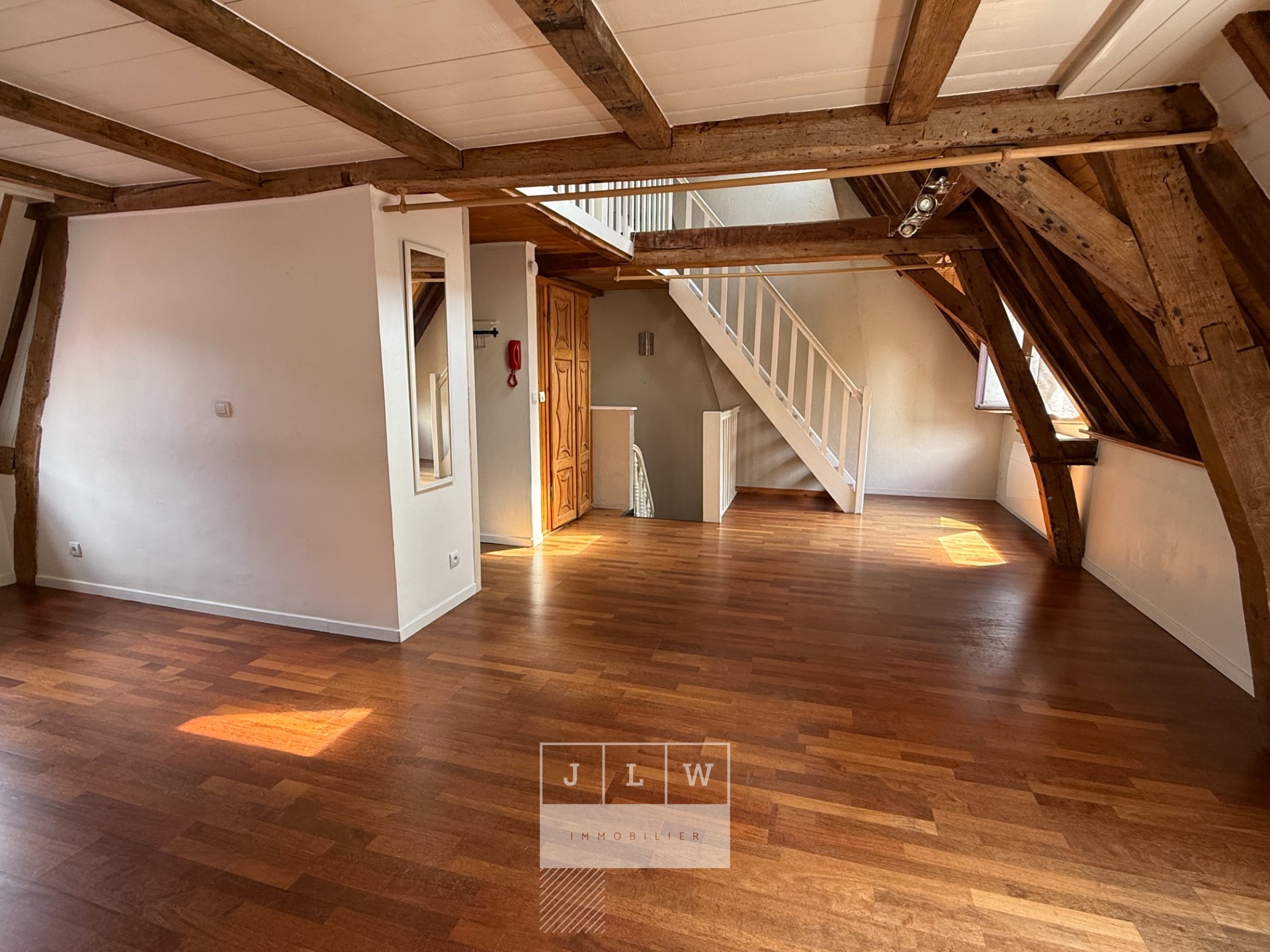 Zro sr123 lille centre duplex grand t1bis Photo 7 - JLW Immobilier Zro sr123 lille centre duplex grand t1bis Photo 7 - JLW Immobilier