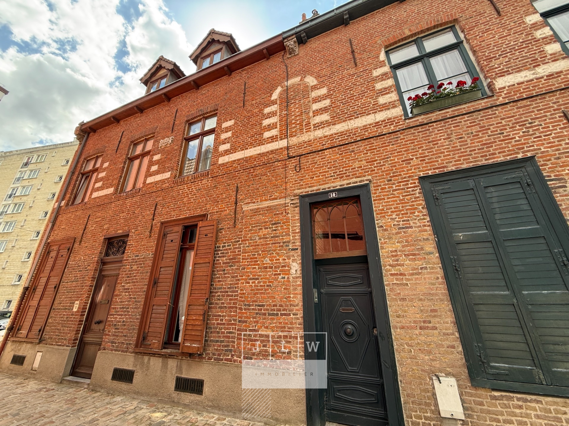 Zro sr123 lille centre duplex grand t1bis Photo 9 - JLW Immobilier Zro sr123 lille centre duplex grand t1bis Photo 9 - JLW Immobilier