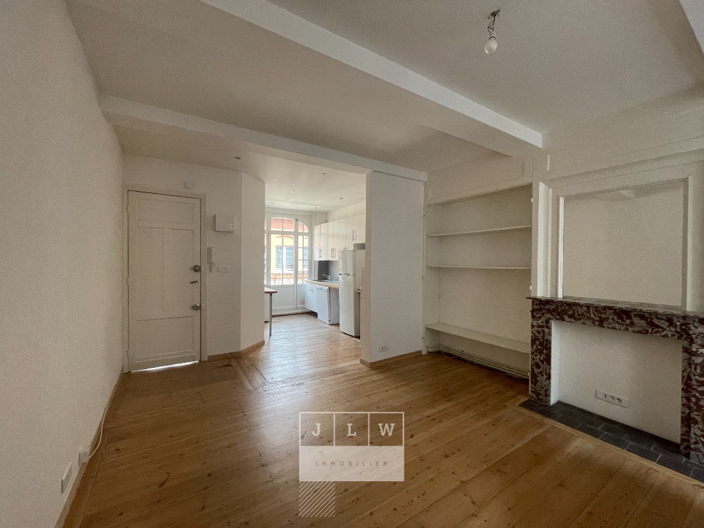 Zxj ll152  stop pub appartement t2 meuble lille centre Photo 4 - JLW Immobilier