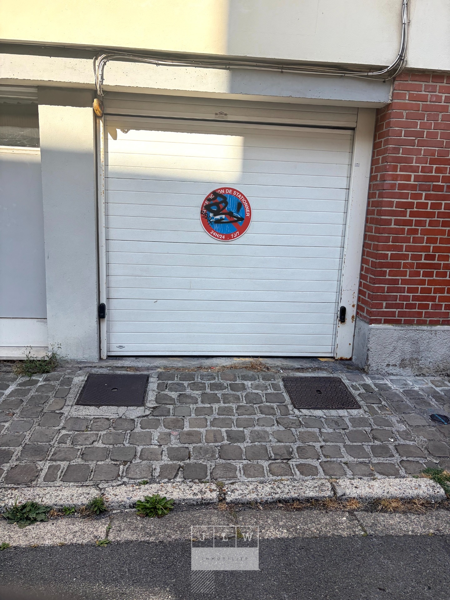 Abjj pkg parking rue de la gendarmerie Photo 1 - JLW Immobilier Abjj pkg parking rue de la gendarmerie Photo 1 - JLW Immobilier