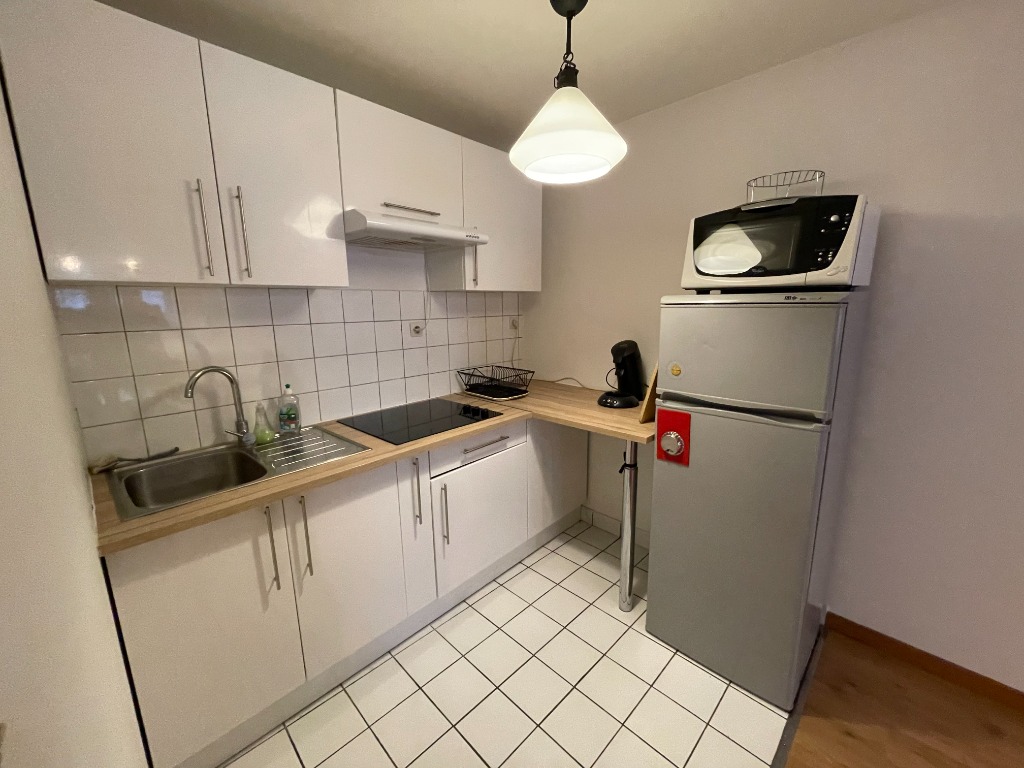 Acce ll152 lille rue de la clef t2 meuble Photo 3 - JLW Immobilier Acce ll152 lille rue de la clef t2 meuble Photo 3 - JLW Immobilier