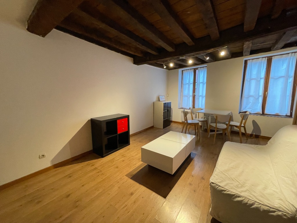 Acce ll152 lille rue de la clef t2 meuble Photo 6 - JLW Immobilier Acce ll152 lille rue de la clef t2 meuble Photo 6 - JLW Immobilier