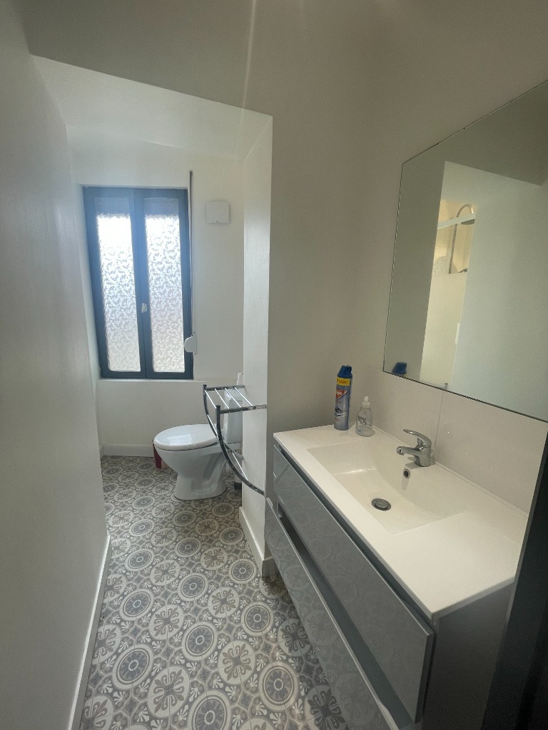 Adtg ll152 lille euratech chambre  louer sdb privative Photo 3 - JLW Immobilier
