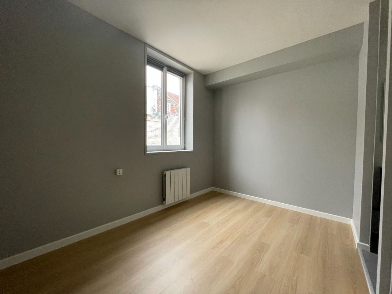 Maison renovee 2 chambres place du marche de wazemmes Photo 3 - JLW Immobilier