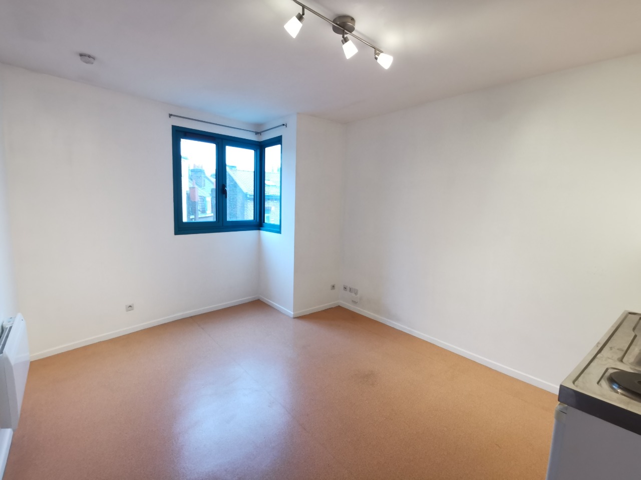 Lille mise en vente  studio 18m parking Photo 3 - JLW Immobilier