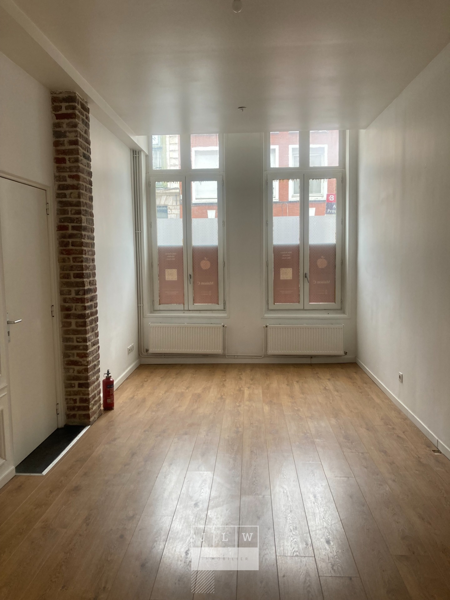Ajnz fl16 vieux lille plateau bureaux Photo 1 - JLW Immobilier