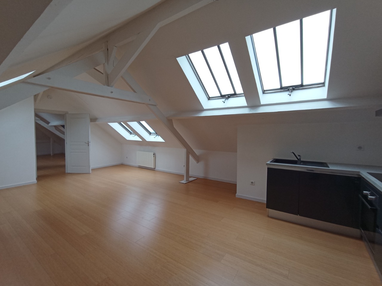 Akdh ll152 lille secteur repu saint michel t2 non meuble Photo 2 - JLW Immobilier Akdh ll152 lille secteur repu saint michel t2 non meuble Photo 2 - JLW Immobilier