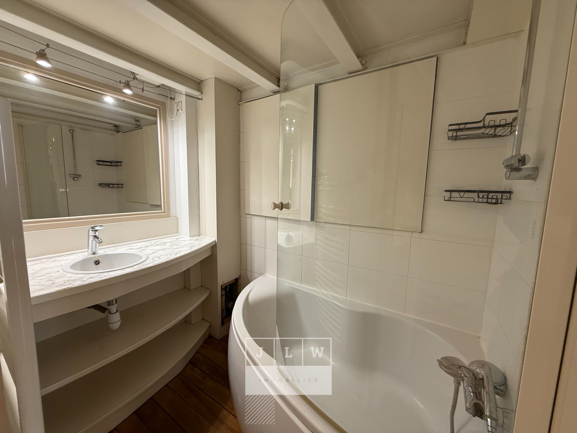 Akur sr123 lille rue jean sans peur t2 renove de 84 m Photo 4 - JLW Immobilier Akur sr123 lille rue jean sans peur t2 renove de 84 m Photo 4 - JLW Immobilier