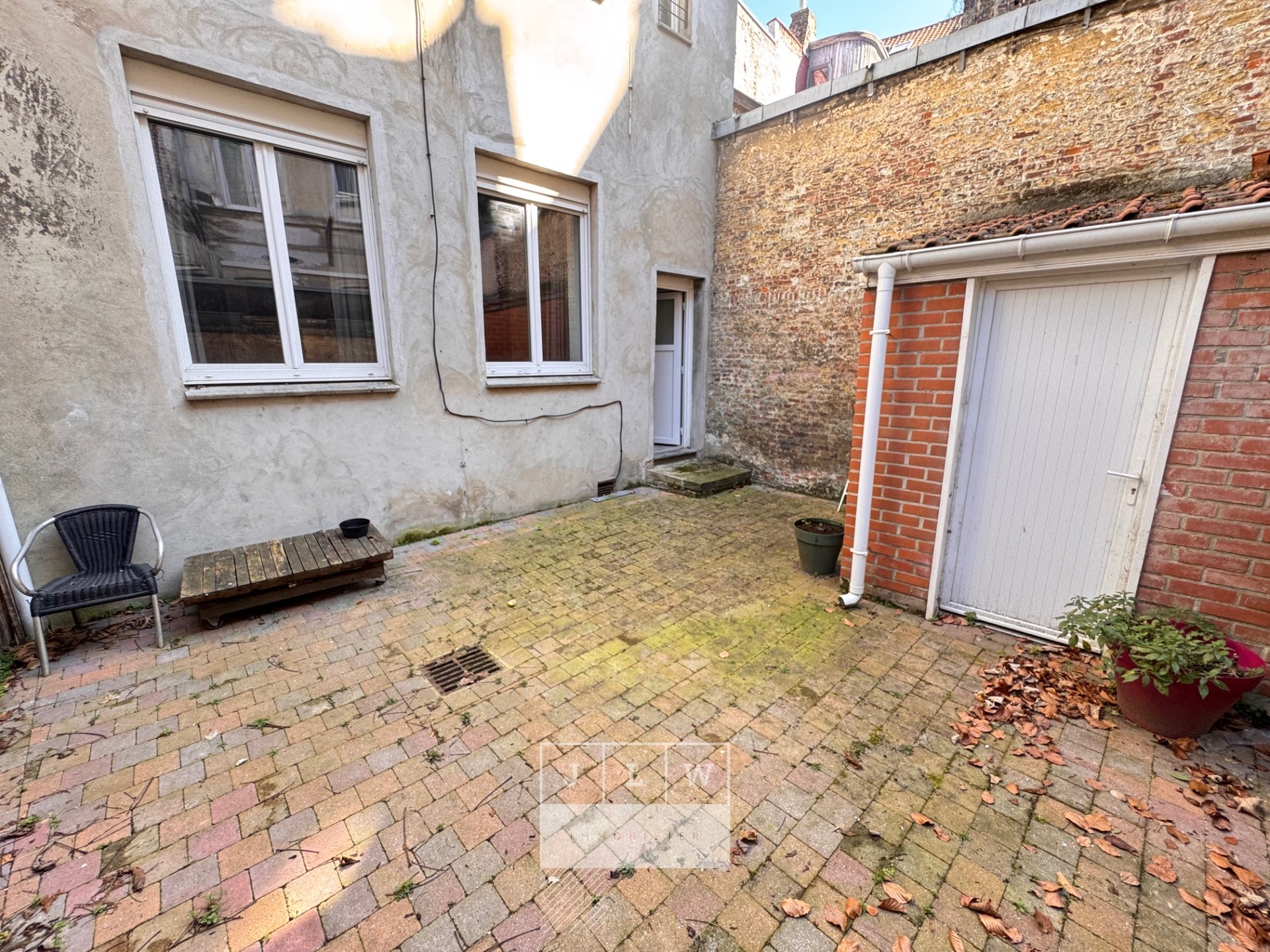 Lille hyper centre t2 avec cour Photo 6 - JLW Immobilier Lille hyper centre t2 avec cour Photo 6 - JLW Immobilier