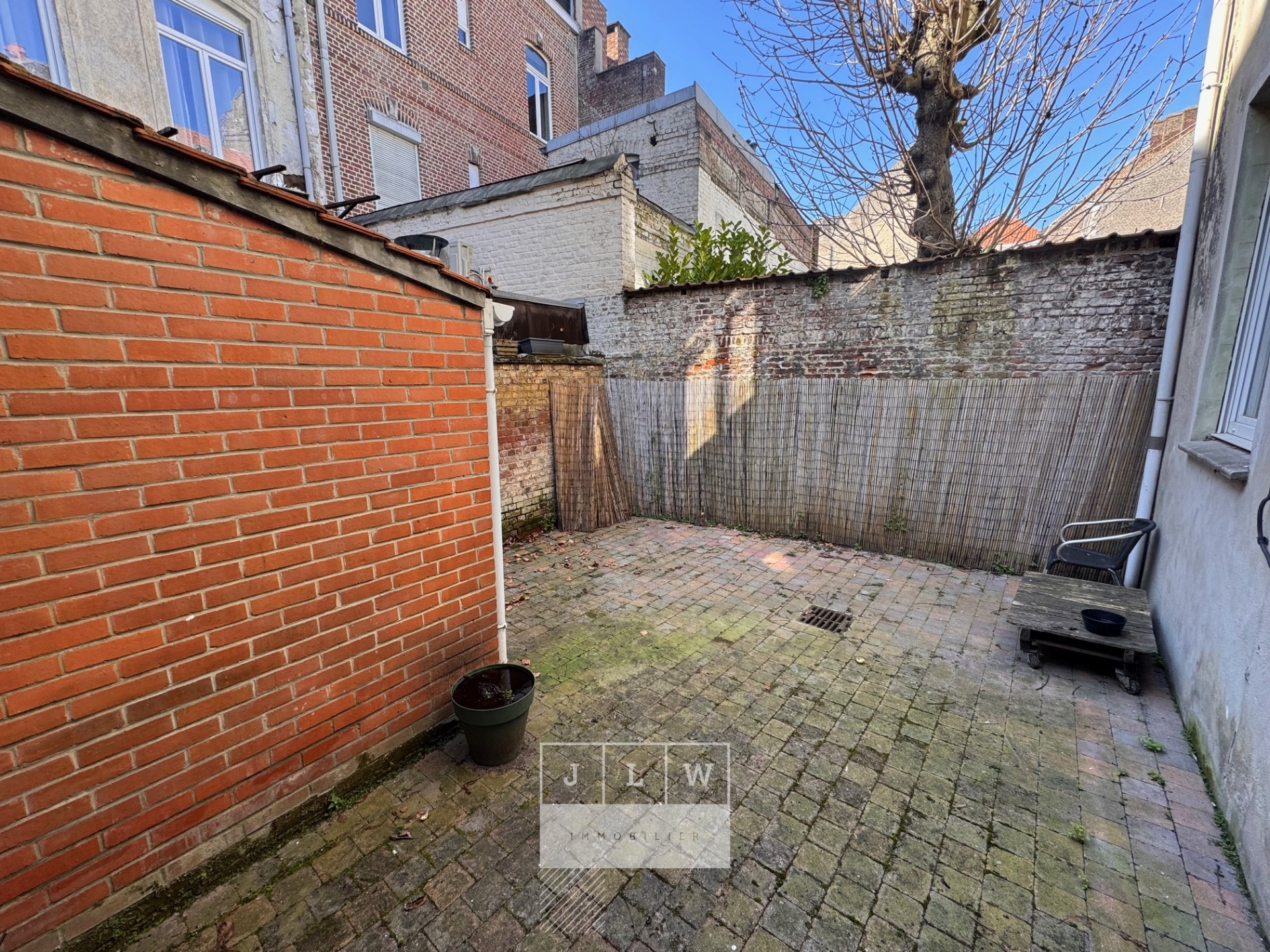 Lille hyper centre t2 avec cour Photo 7 - JLW Immobilier Lille hyper centre t2 avec cour Photo 7 - JLW Immobilier