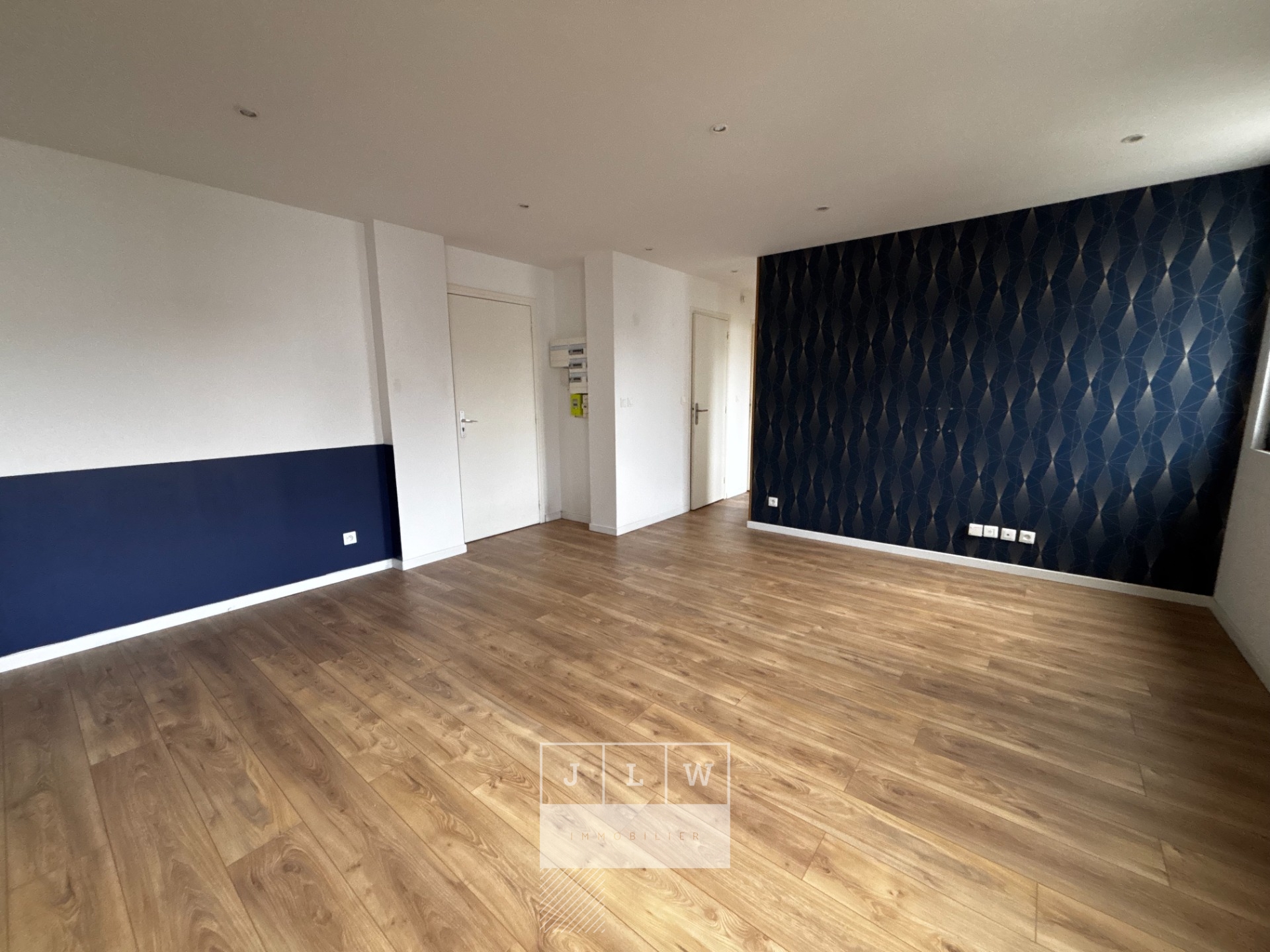 Vieux lille appartement de type 3 avec parking et cave Photo 3 - JLW Immobilier