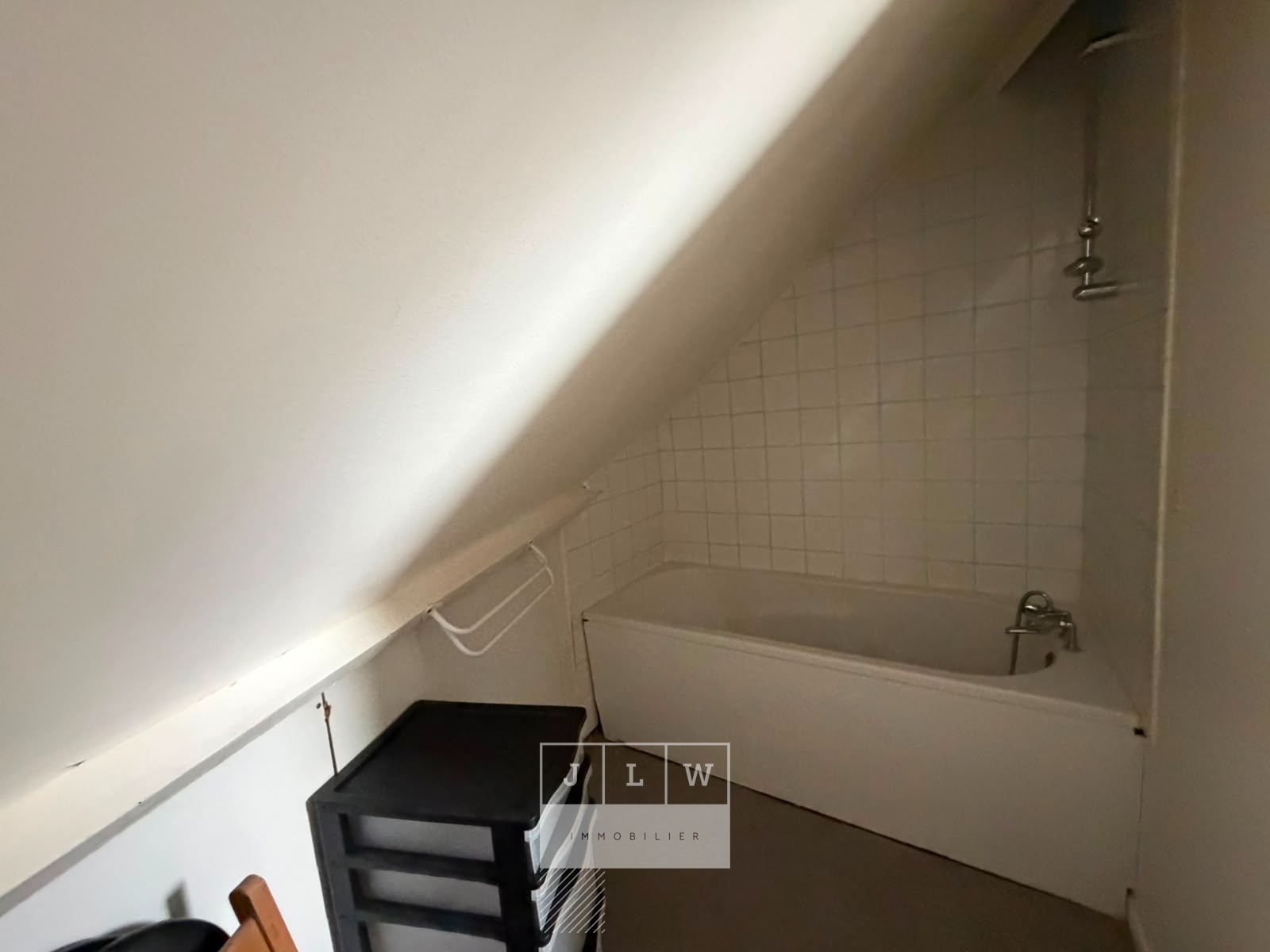 Arxw ll152 appartement studio meuble cave   parking Photo 7 - JLW Immobilier