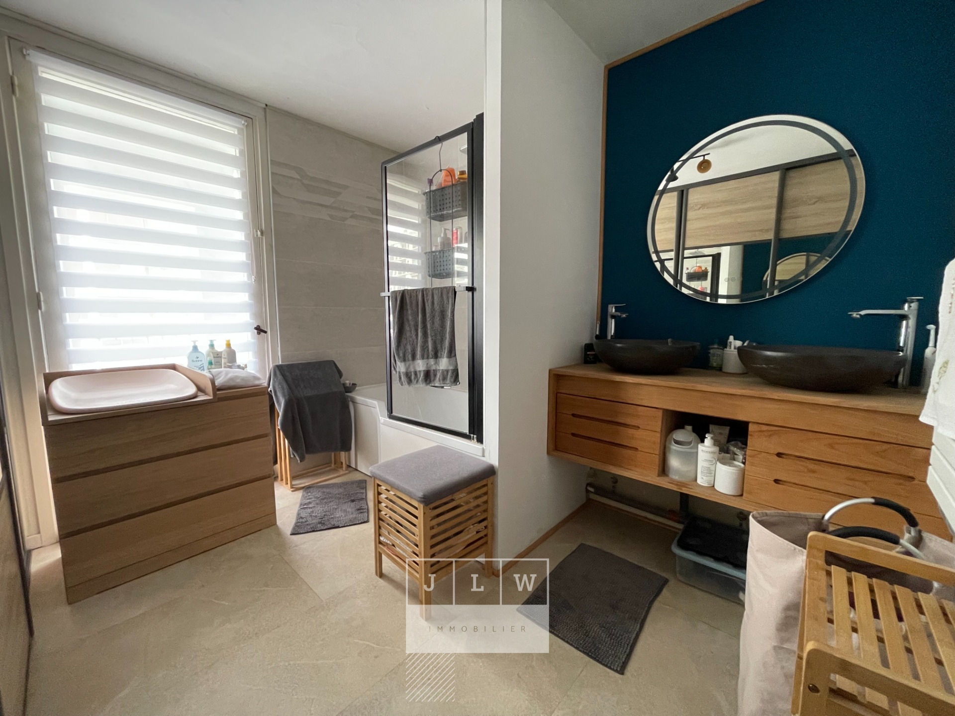 Hyper centre bel appartement traversant avec exterieurs Photo 6 - JLW Immobilier Hyper centre bel appartement traversant avec exterieurs Photo 6 - JLW Immobilier