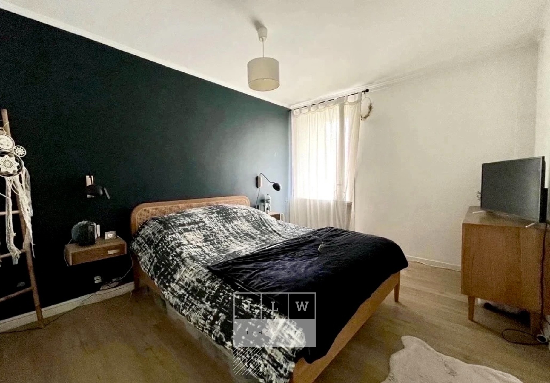 Hyper centre bel appartement traversant avec exterieurs Photo 8 - JLW Immobilier Hyper centre bel appartement traversant avec exterieurs Photo 8 - JLW Immobilier