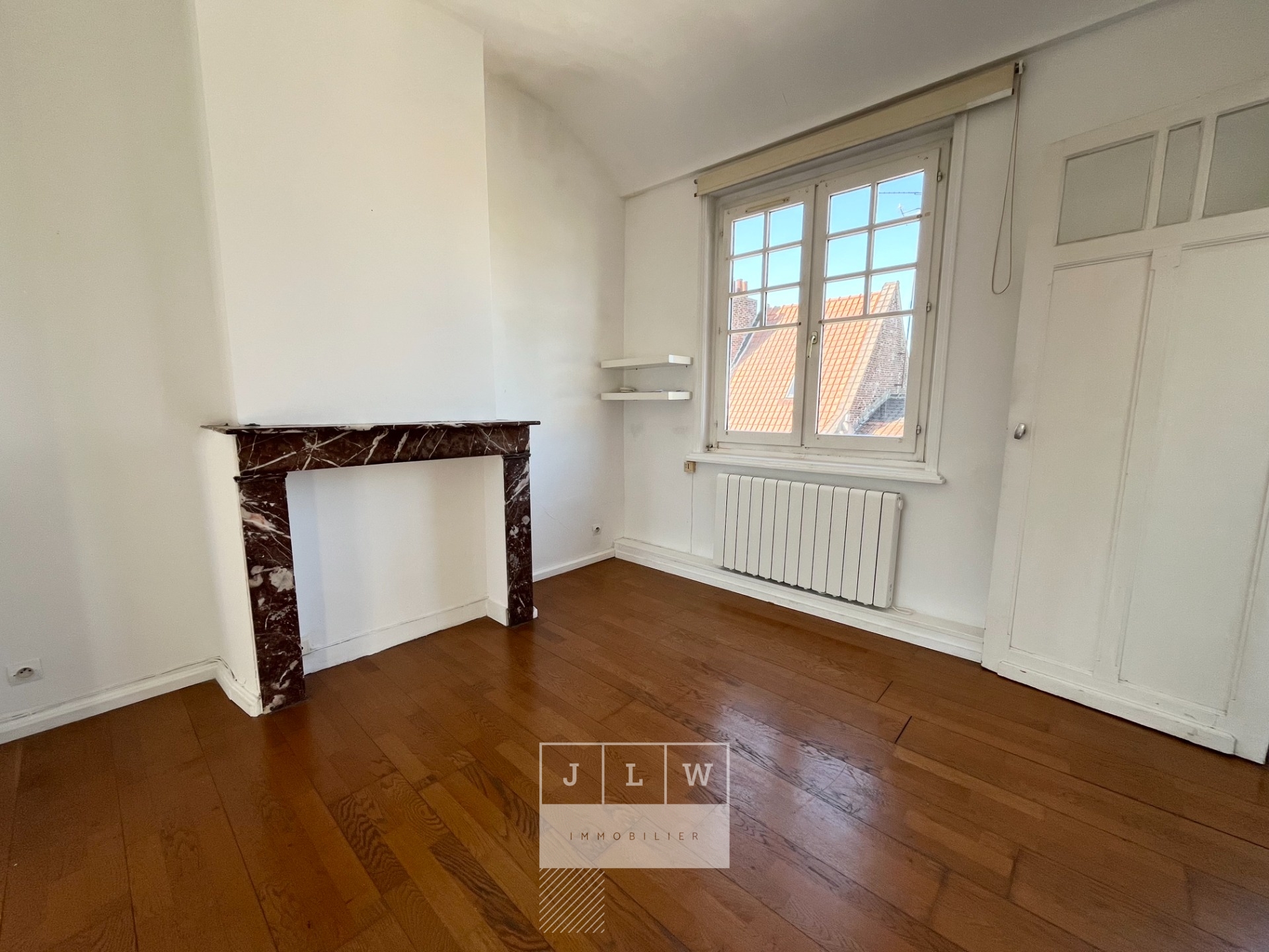 Lille hyper centre appartement 33m dernier etage Photo 4 - JLW Immobilier Lille hyper centre appartement 33m dernier etage Photo 4 - JLW Immobilier