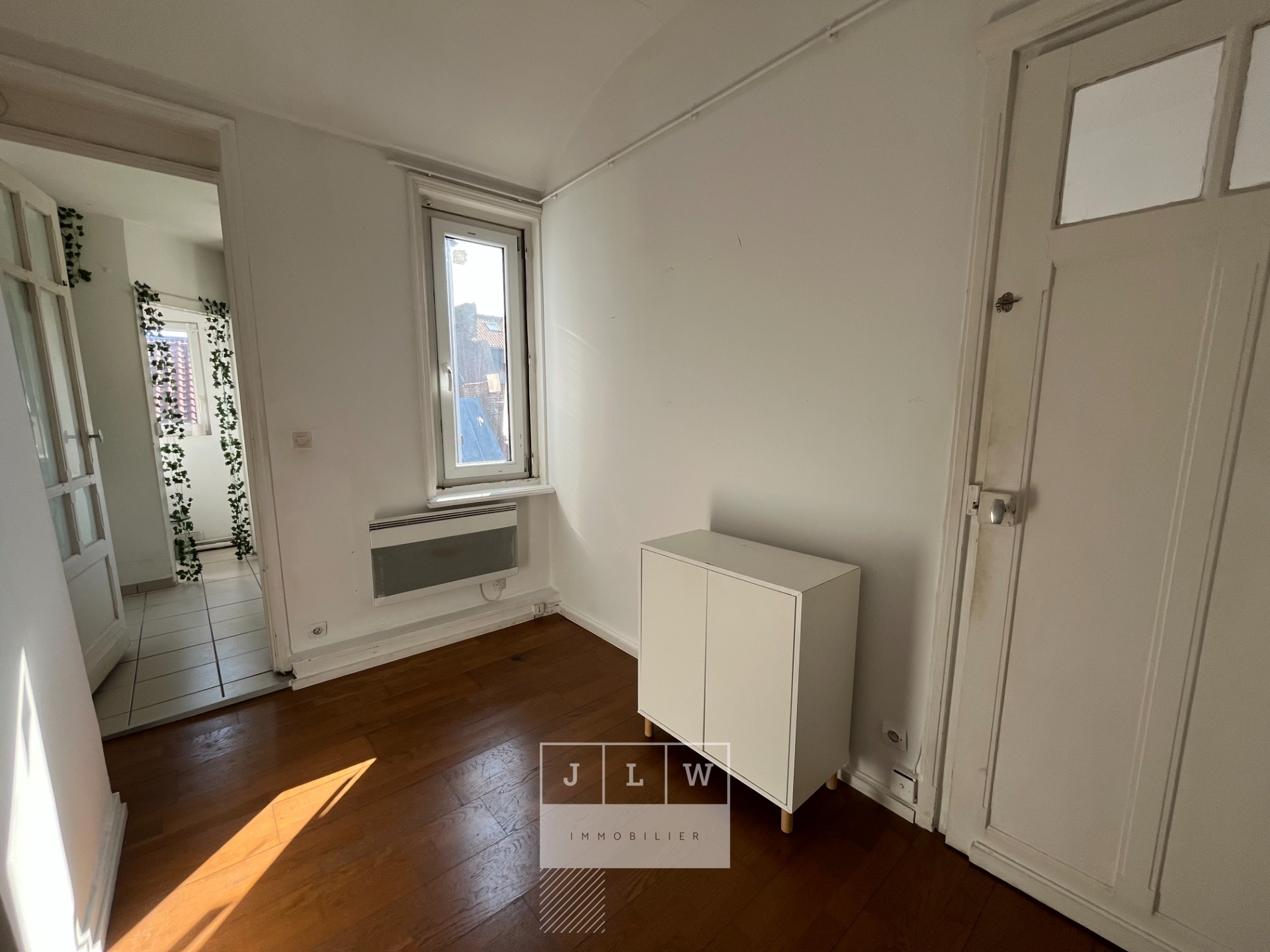Lille hyper centre appartement 33m dernier etage Photo 5 - JLW Immobilier Lille hyper centre appartement 33m dernier etage Photo 5 - JLW Immobilier
