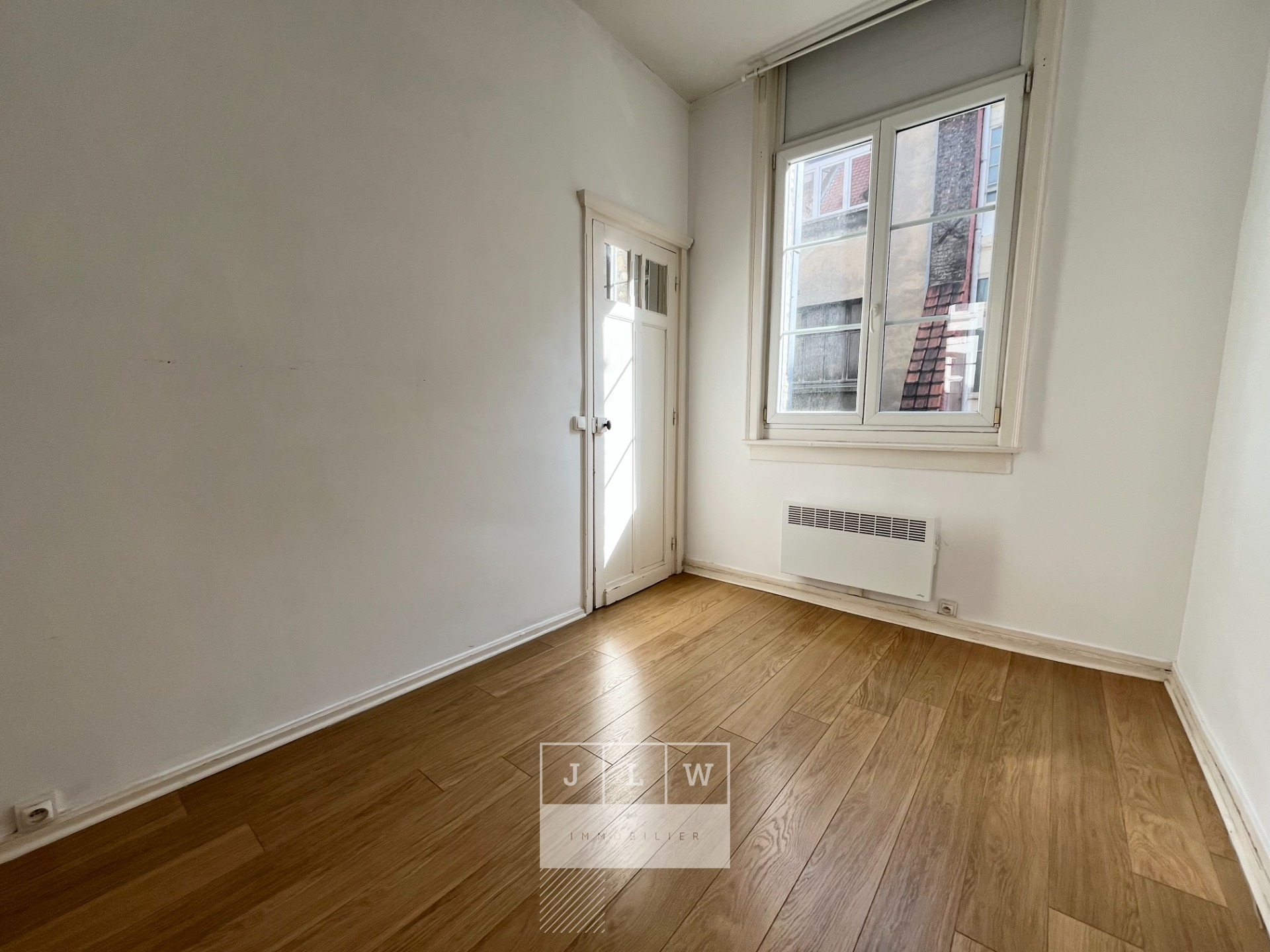 Lille hyper centre appartement de 40m Photo 3 - JLW Immobilier Lille hyper centre appartement de 40m Photo 3 - JLW Immobilier