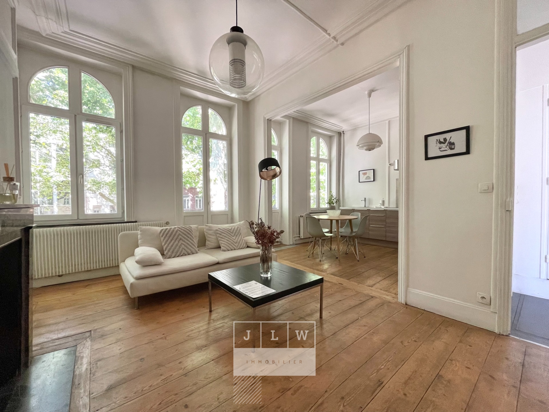 Lille centre t2 avec cachet renove Photo 3 - JLW Immobilier