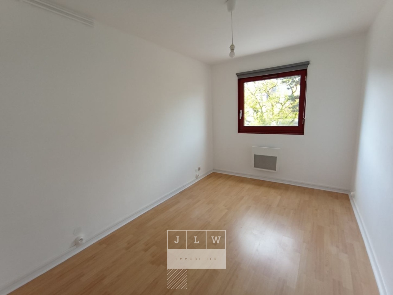 Auwx lille saint maurice appt 3 pieces de 63m avec garage Photo 2 - JLW Immobilier