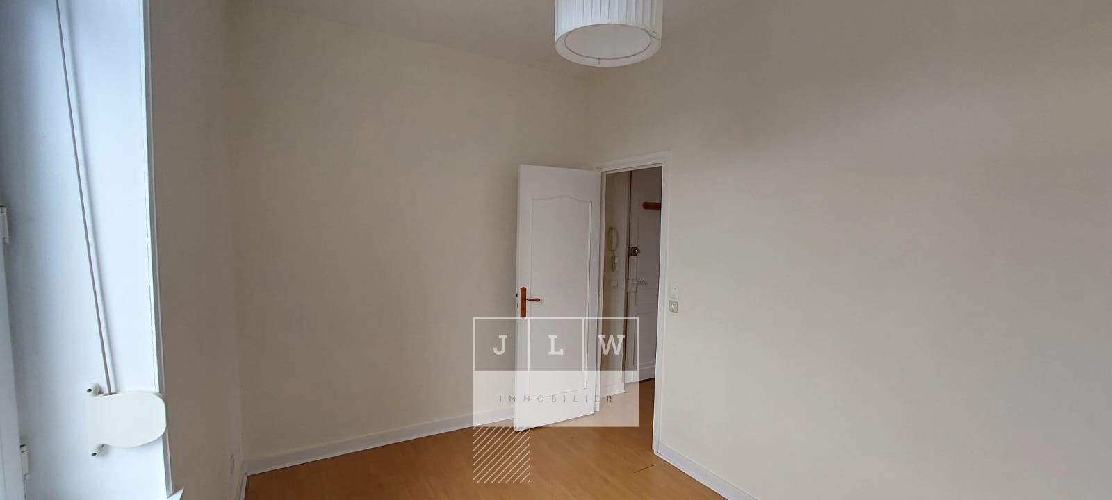 Auwz appartement t2 de 36m la madeleine Photo 4 - JLW Immobilier