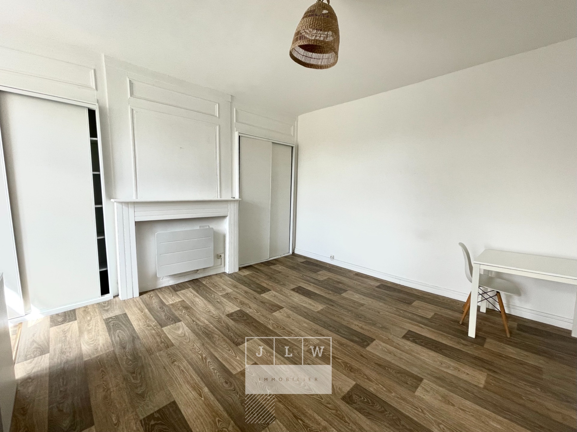 Lille centre studio 22m2 rue nicolas leblanc Photo 1 - JLW Immobilier Lille centre studio 22m2 rue nicolas leblanc Photo 1 - JLW Immobilier