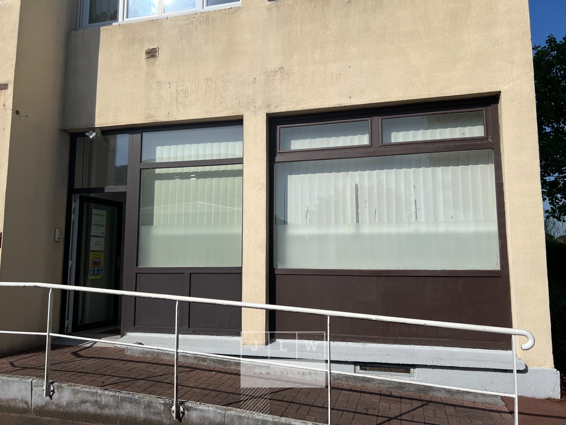 Abvo md171 local commercial situe au centre ville Photo 7 - JLW Immobilier Abvo md171 local commercial situe au centre ville Photo 7 - JLW Immobilier