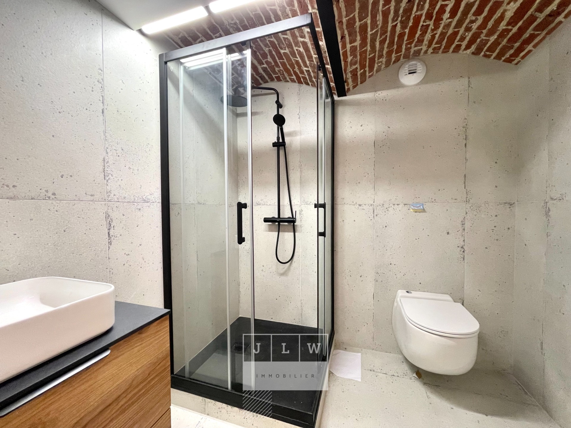 Appartement 2 chambres renove avec jardin Photo 8 - JLW Immobilier Appartement 2 chambres renove avec jardin Photo 8 - JLW Immobilier