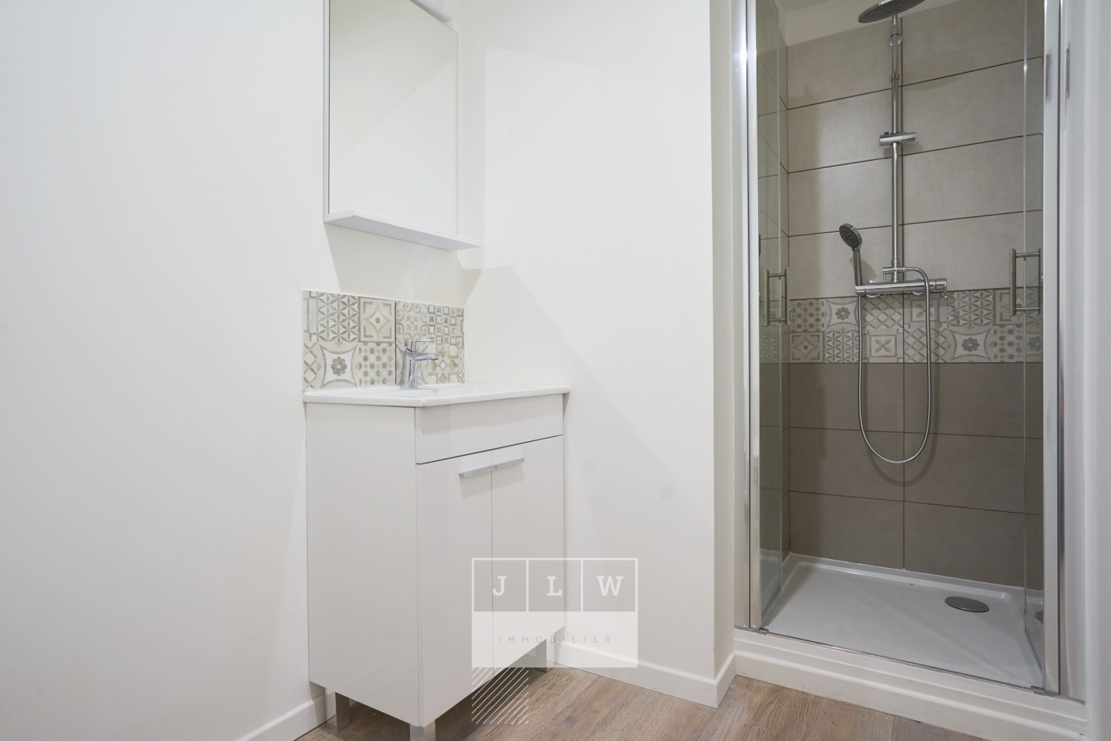 Avny ll152 chambre 2 en colocation meublee avec sdd Photo 8 - JLW Immobilier Avny ll152 chambre 2 en colocation meublee avec sdd Photo 8 - JLW Immobilier