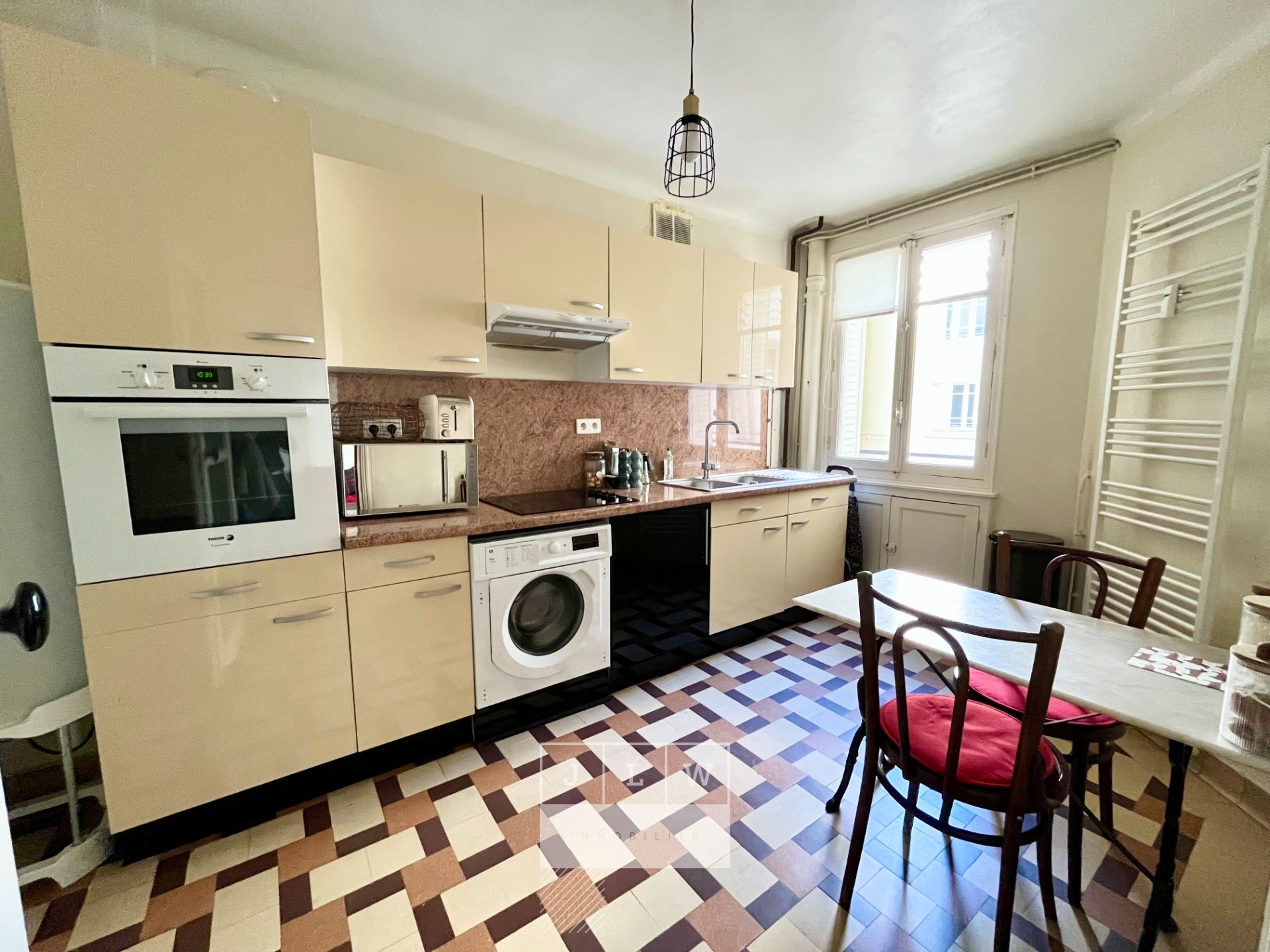 Bel appartement de 58 m au pied de republique Photo 4 - JLW Immobilier
