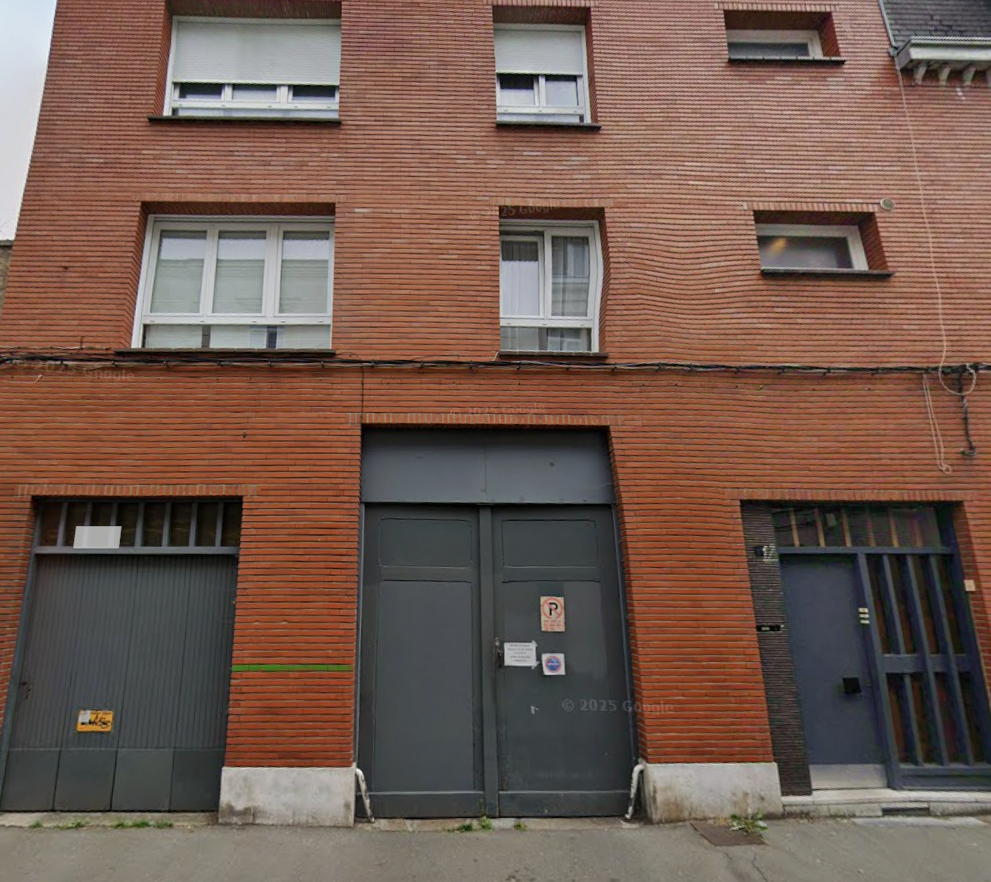 Hxm pkg place de stationnement voiture aerien couvert 24 Photo 1 - JLW Immobilier Hxm pkg place de stationnement voiture aerien couvert 24 Photo 1 - JLW Immobilier
