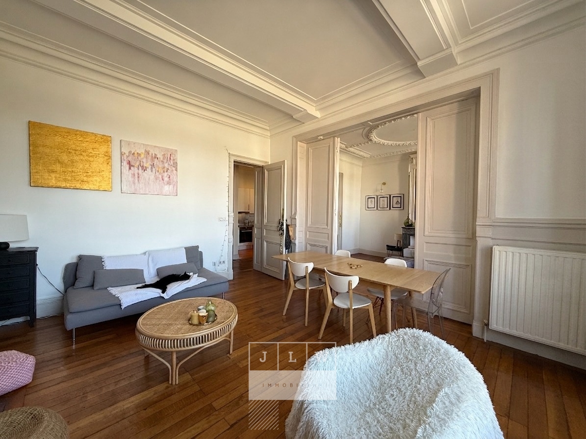 Ihw ll152  lille t3 non meuble de 97 78m place sebastopol Photo 5 - JLW Immobilier