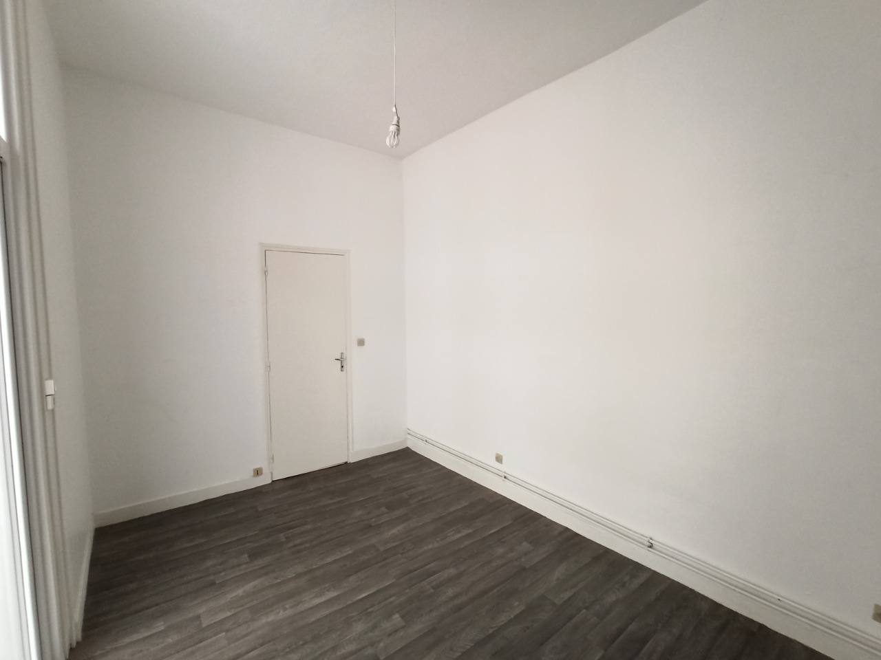 Ins ll152 lille repu 2 pieces non meuble de 4164m Photo 6 - JLW Immobilier