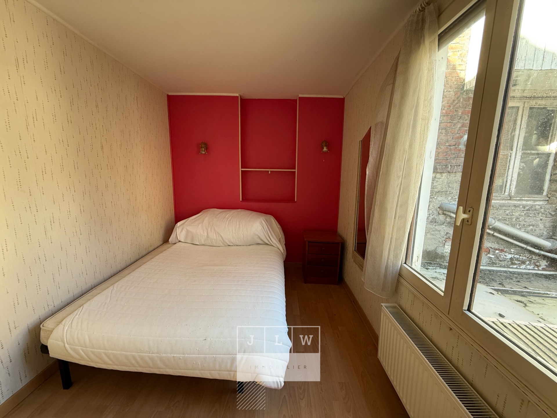 Iuq ll152 pro a les cles rue gantois t3 meuble Photo 3 - JLW Immobilier Iuq ll152 pro a les cles rue gantois t3 meuble Photo 3 - JLW Immobilier