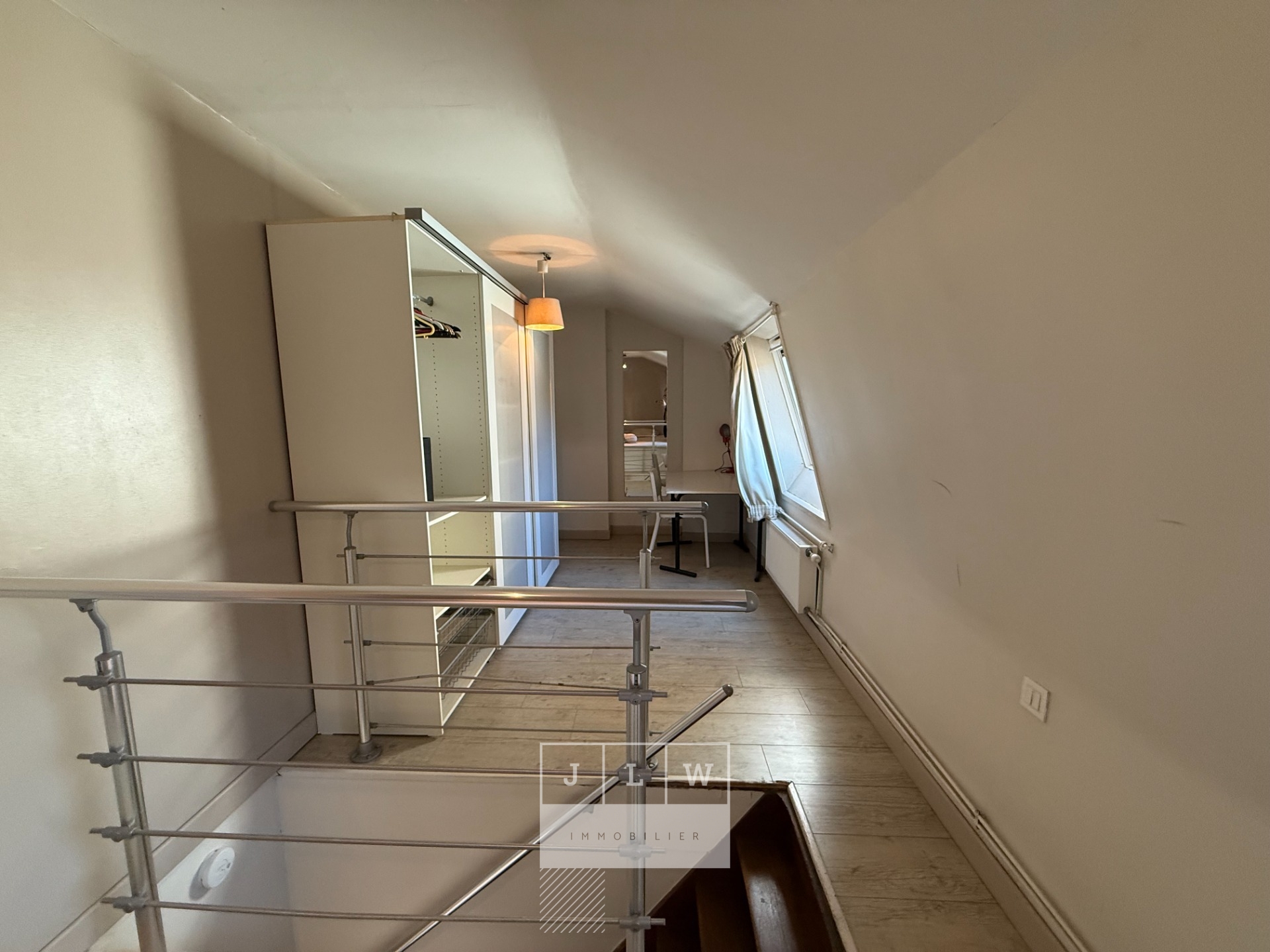 Iuq ll152 pro a les cles rue gantois t3 meuble Photo 5 - JLW Immobilier Iuq ll152 pro a les cles rue gantois t3 meuble Photo 5 - JLW Immobilier