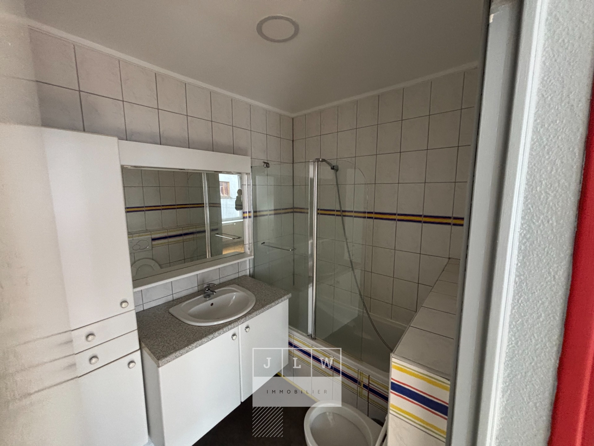 Jic ll152 lille st michel 2 pieces non meuble de 3769m Photo 9 - JLW Immobilier Jic ll152 lille st michel 2 pieces non meuble de 3769m Photo 9 - JLW Immobilier