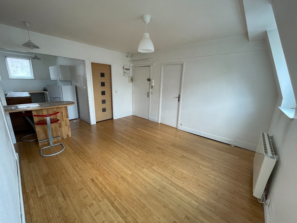 Ne pas diff jif ll152 t2 non meuble de 3575m Photo 1 - JLW Immobilier Ne pas diff jif ll152 t2 non meuble de 3575m Photo 1 - JLW Immobilier